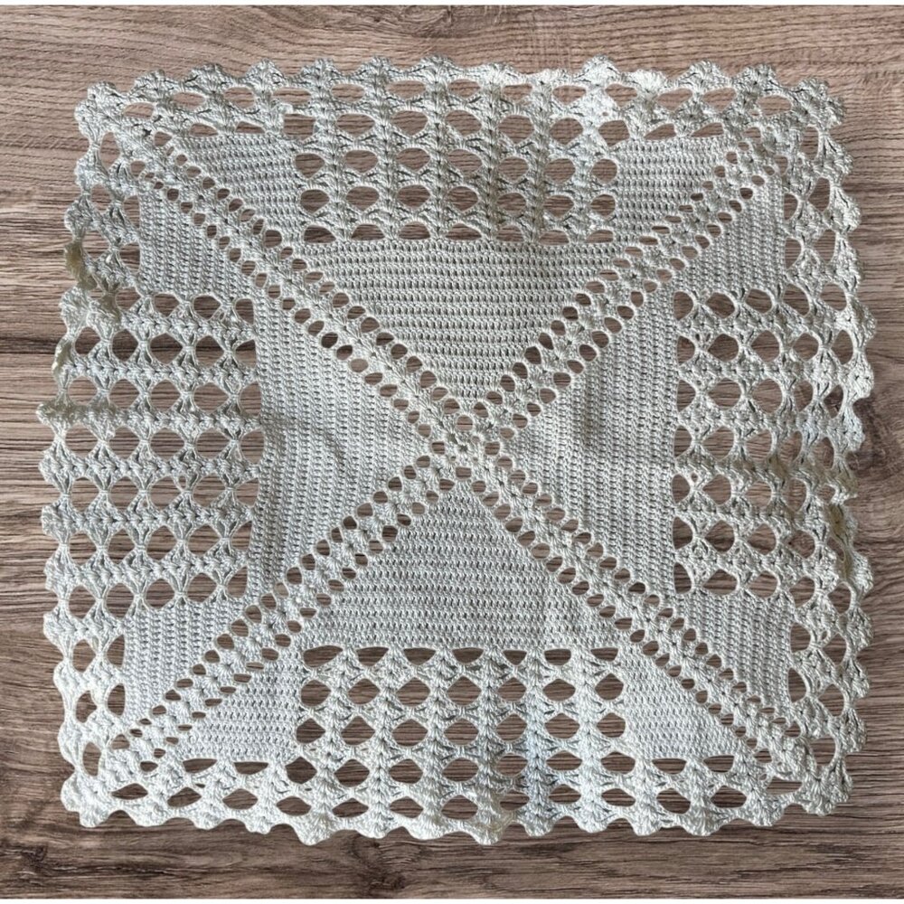 Hand Crocheted White Cotton Doilies Square Cottage Core VTG Wedding Country - Picture 3 of 14
